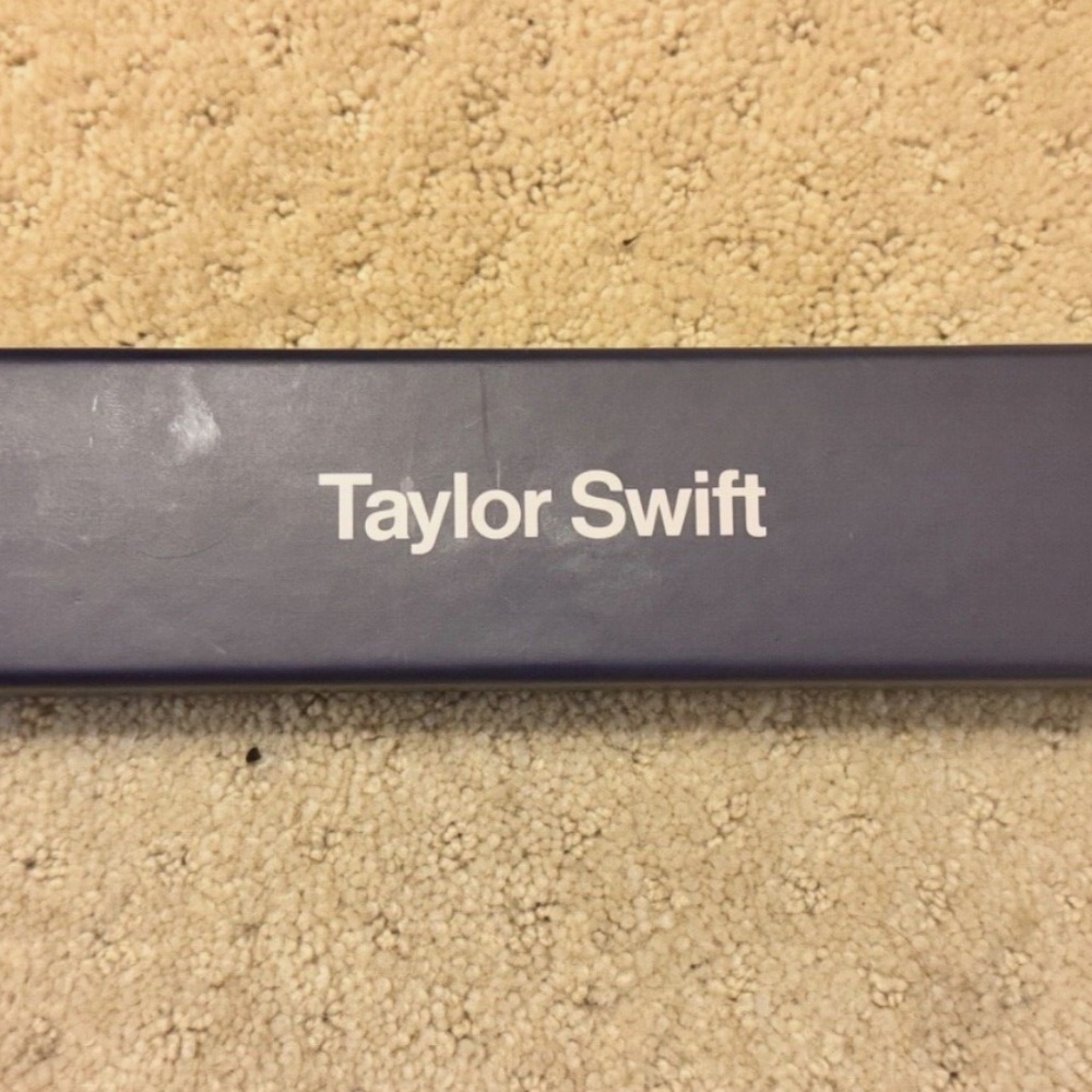 Taylor Swift 18K Gold Plated Bejeweled Midnights Bracelet NEW OFFICIAL ERAS TOUR